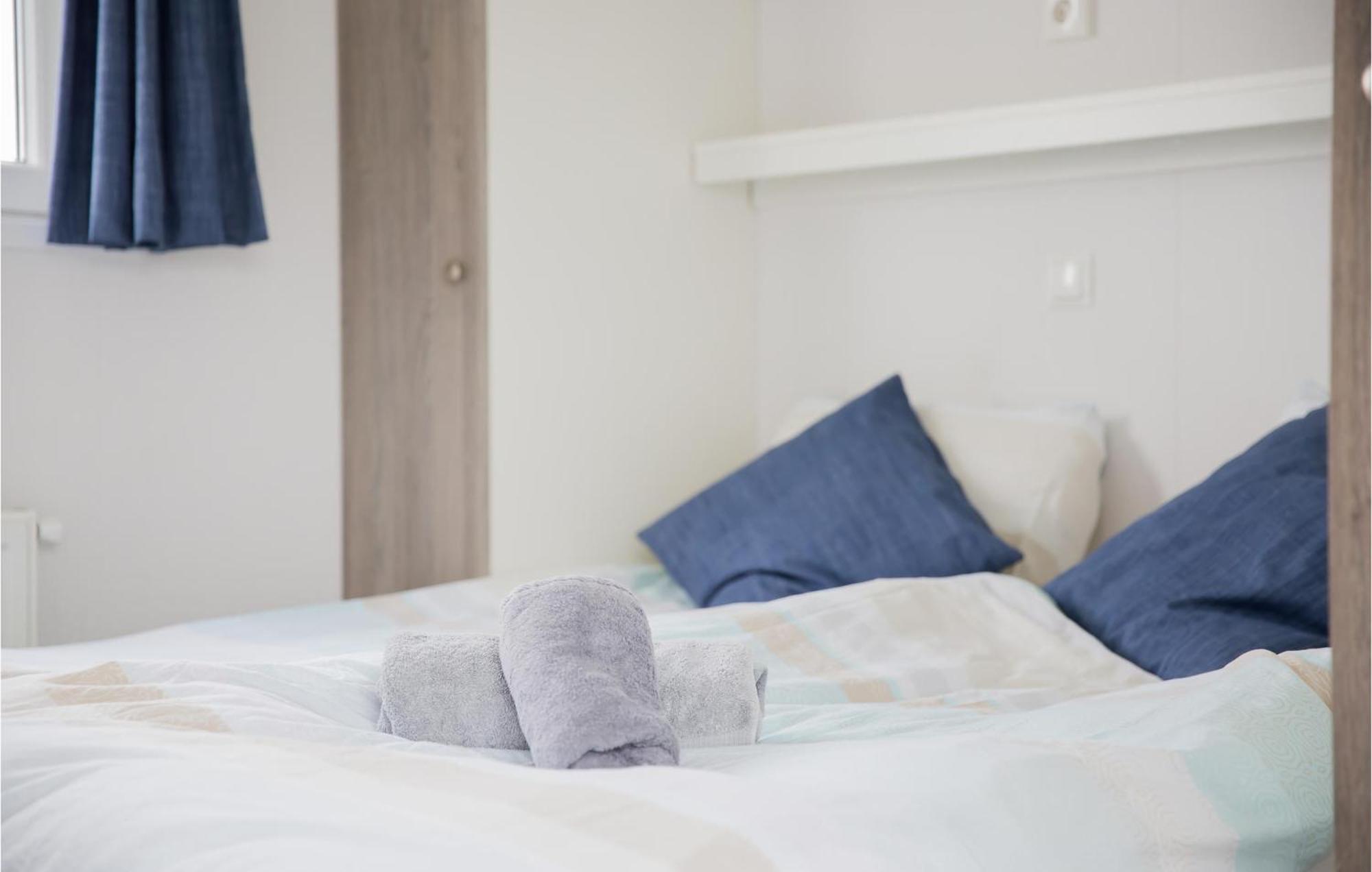 Cozy Home In Breukelen With Wifi Ngoại thất bức ảnh