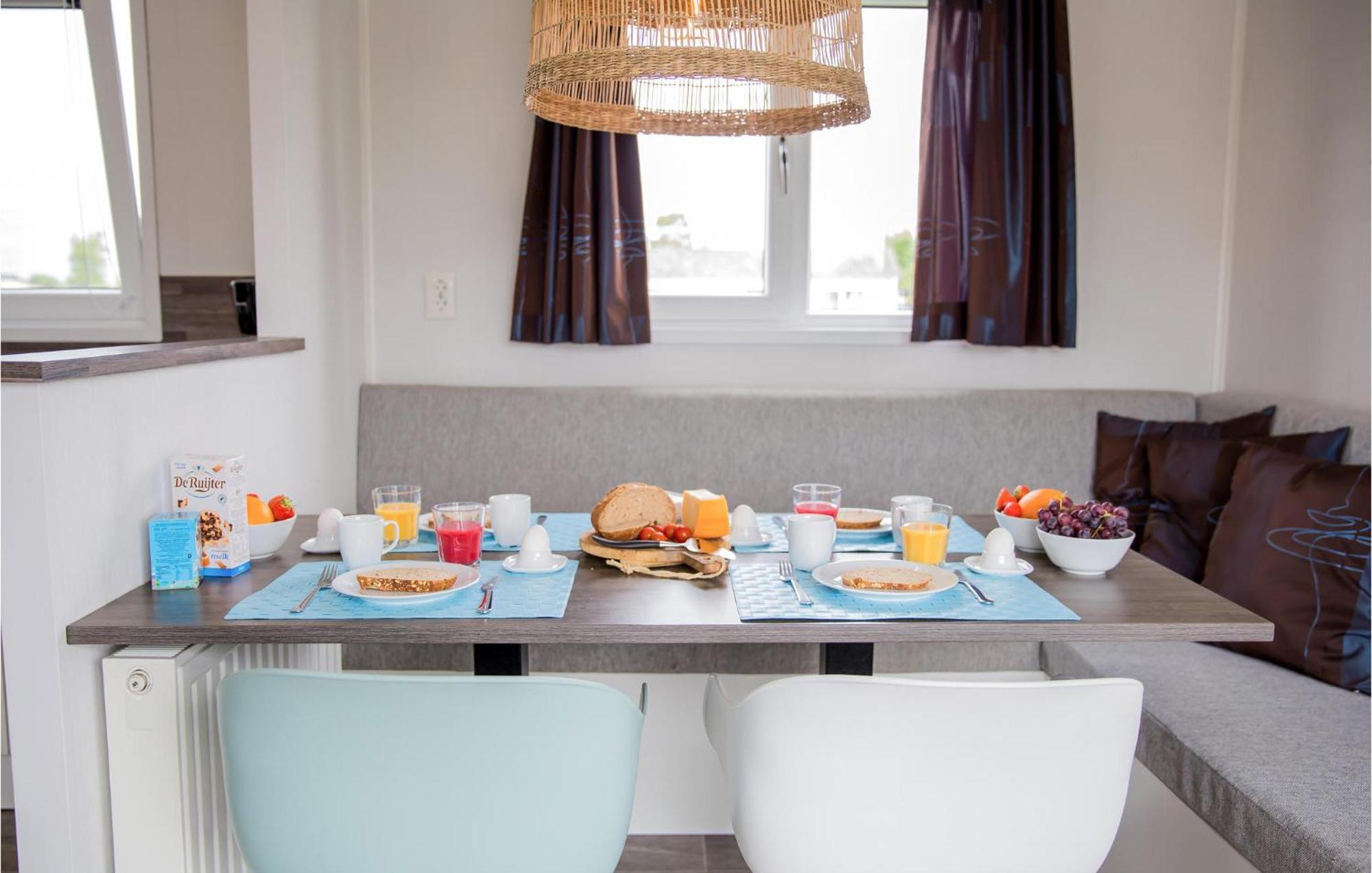 Cozy Home In Breukelen With Wifi Ngoại thất bức ảnh
